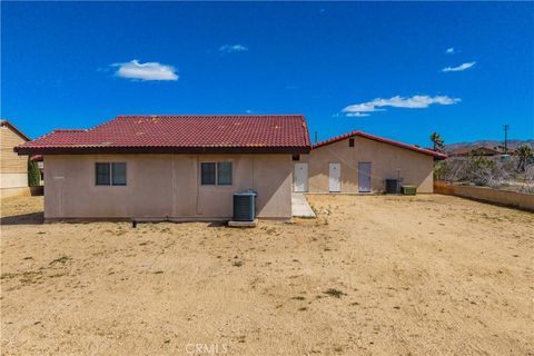 Tiny photo for 7234 Palo Alto Ave, Yucca Valley, CA 92284 (MLS # JT26044269)