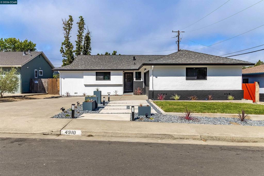 4910 Sweetwood Drive