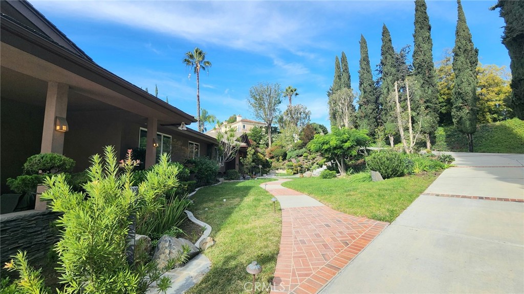 3103 Flintridge