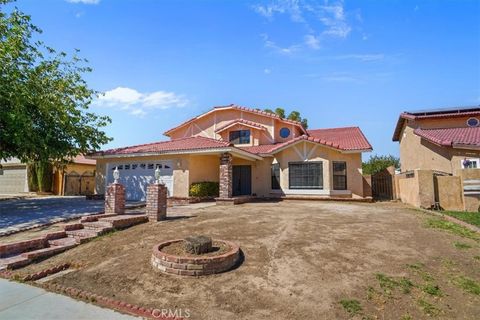 Photo of 1311 Herzel Ave, Lancaster, CA 93535 (MLS # SR25214625)