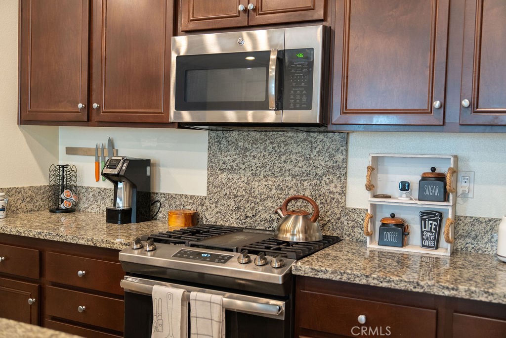 40438 Calle Real