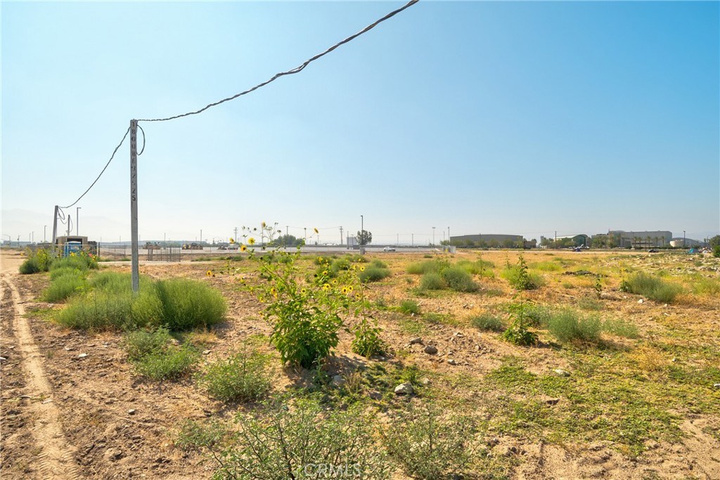 Good Location close/behind to San Bernardino Airport, 2 Commercial Lands. Lot #1 -- 54,400 SQFT 1.25 Acres APN# 0279-212-09-0-000 Zoned CG-1 K: Lot #2--98,010 SQFT 2.25 ACRES APN# 0279-212-08-0-000 Zoned CG-1 . The Two lots can be sold together