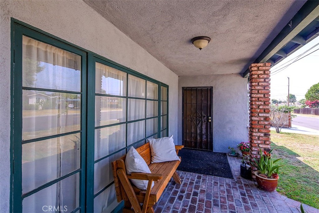 5120 Agnes Avenue
