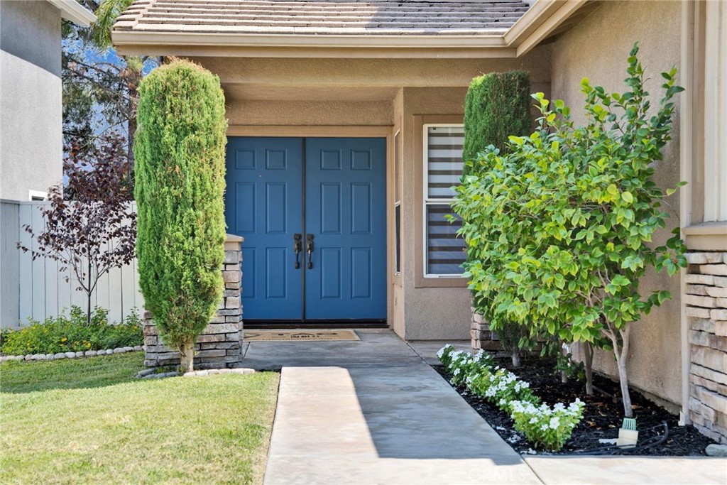38 Apache Drive