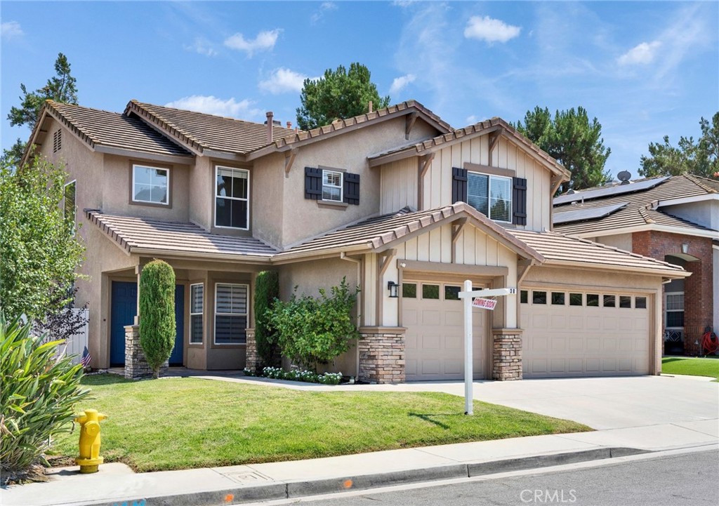 38 Apache Drive