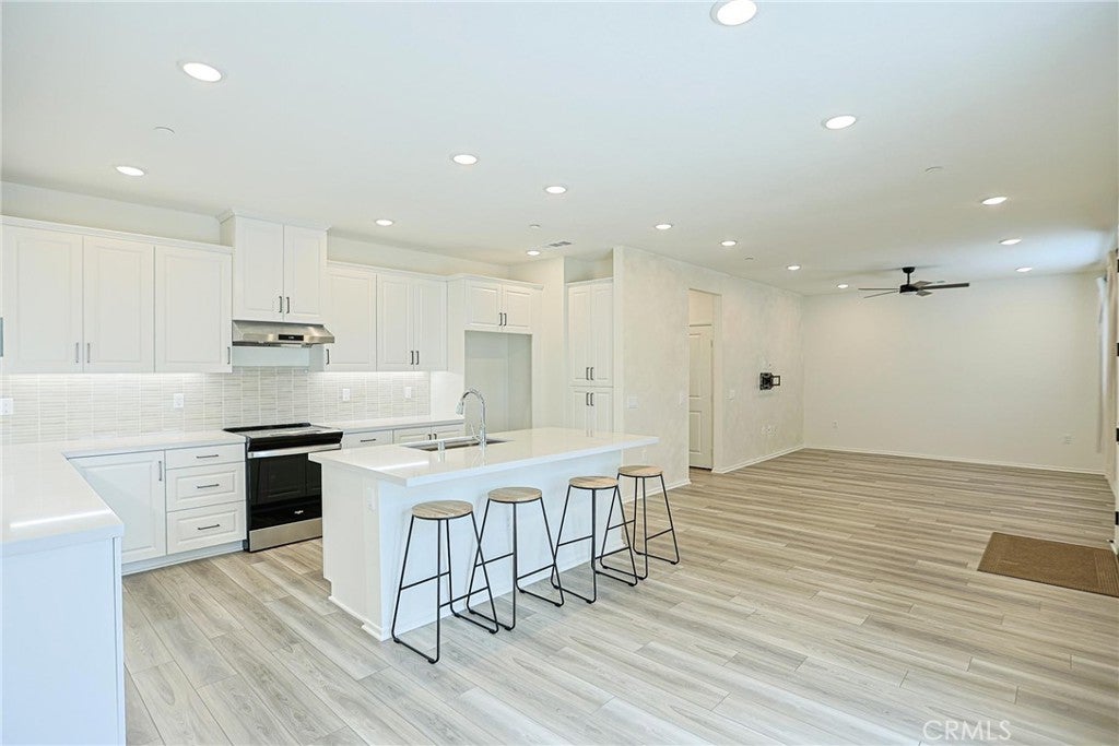 3222 S Lafayette Paseo