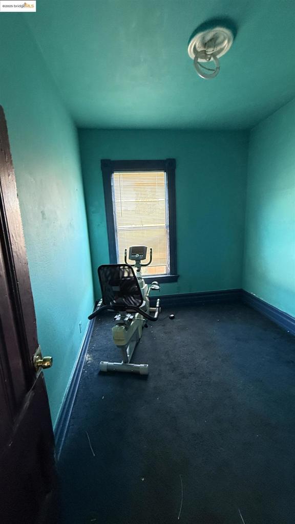 WEST OAKLAND - Residential