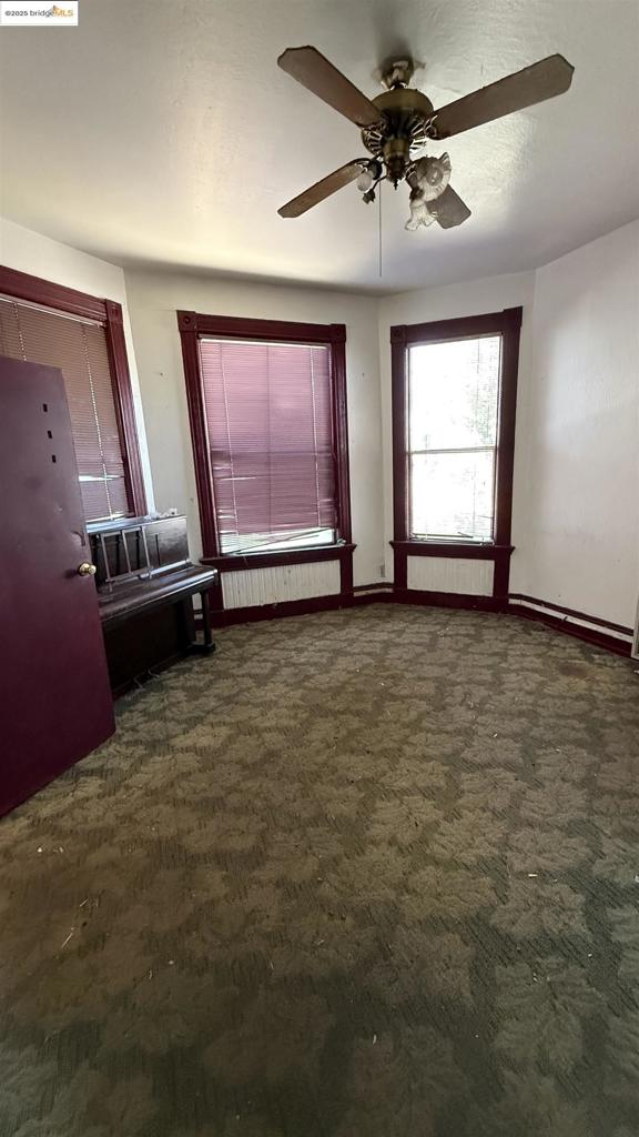 WEST OAKLAND - Residential