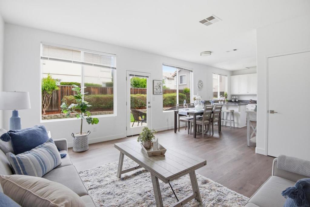 16260 San Ramon Drive