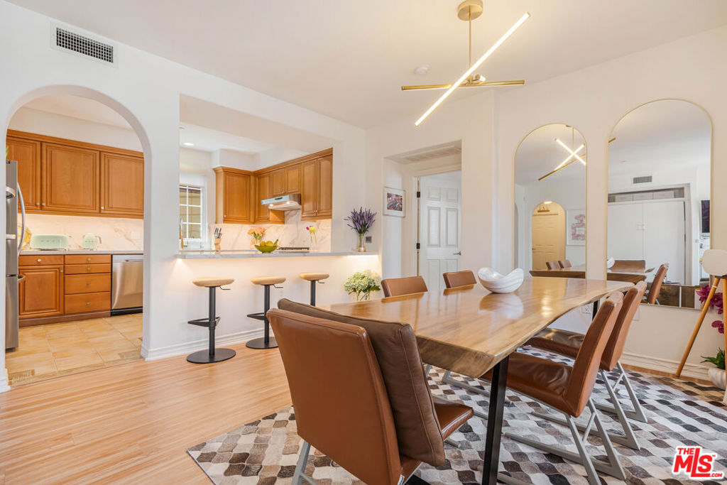 5935 Playa Vista Drive 204