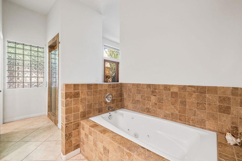 La Quinta Cove - Residential