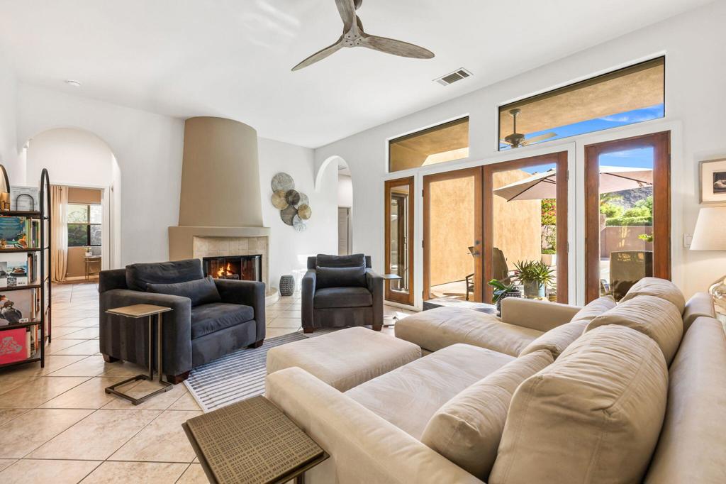 La Quinta Cove - Residential