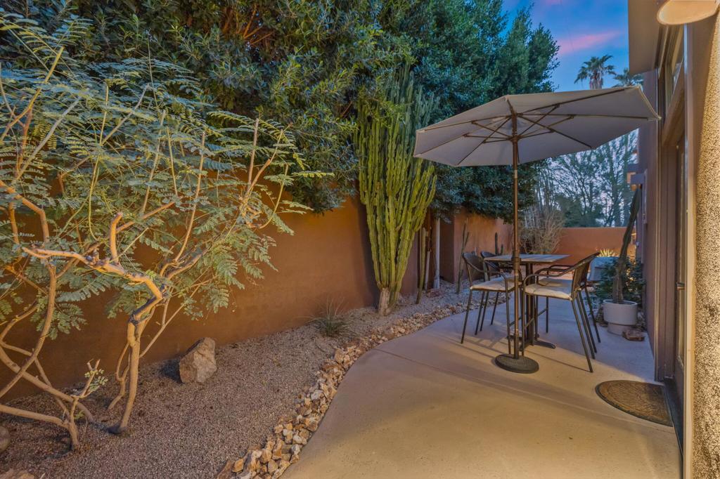 La Quinta Cove - Residential