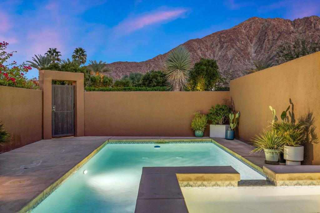 La Quinta Cove - Residential