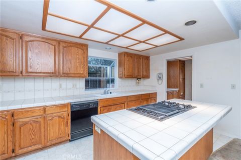 Tiny photo for 2218 2218 254th, Lomita, CA 90717 (MLS # PW25227554)