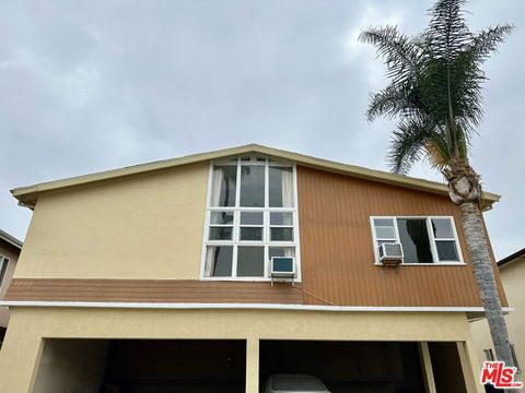 Photo of 1114 S Sherbourne Drive #5, Los Angeles, CA 90035 (MLS # 26810351)