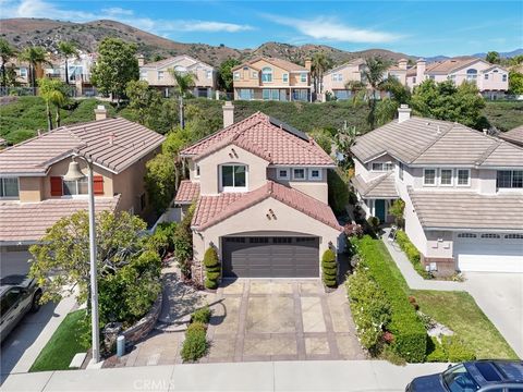 55 Fairfield Lake Forest CA 92610