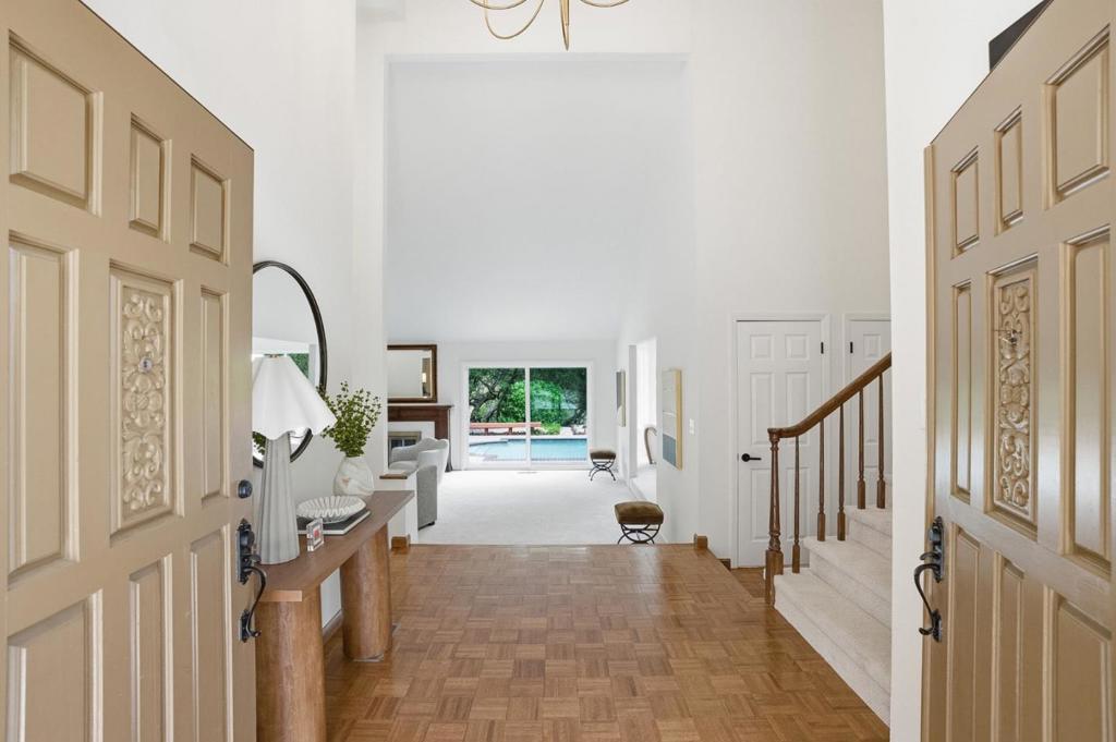 65 Falkirk Lane, Hillsborough CA 94010