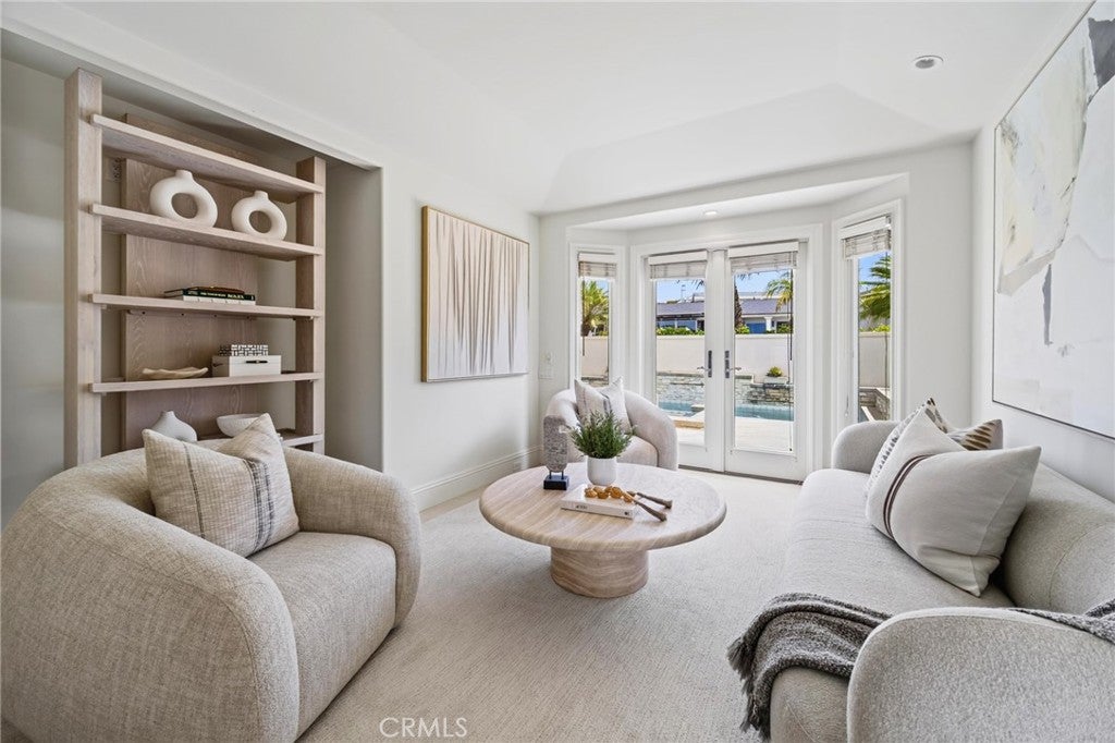 4807 Surrey Drive, Corona Del Mar CA 92625 - Photo 9