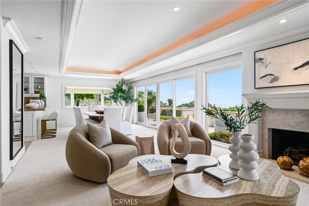 4807 Surrey Drive, Corona Del Mar CA 92625 - Photo 12