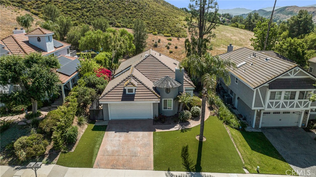 5440 Forest Cove Lane