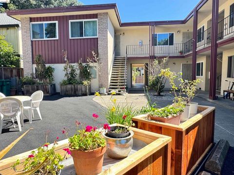 Photo of 3812 Whittle Ave AVE, Oakland, CA 94602 (MLS # 41137615)