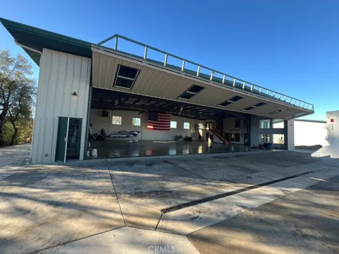 MLS: TR26087074