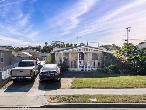 Photo of 236 E 67th Way, Long Beach, CA 90805 (MLS # SB24225084)
