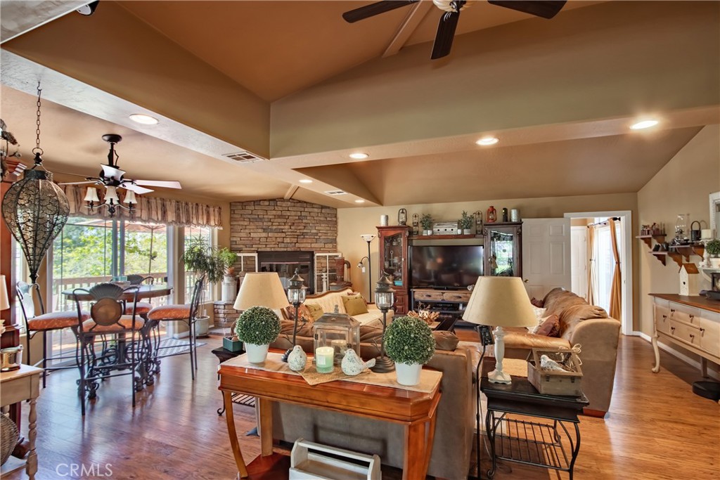 48208 Tanglewood Court