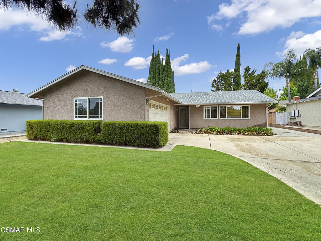 2233 Sequoia Avenue