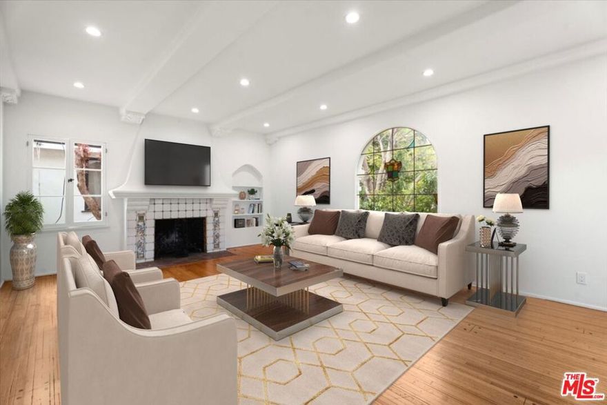 Welcome to 205 South Reeves Drive. This newly renovated residence is ideally situated in one of Beverly Hills' most desirable neighborhoods. The spacious unit features an excellent floor plan designed for comfortable living and effortless entertaining. With South Beverly's shops, dining, and cafes just moments away, this location delivers exceptional convenience and lifestyle. ***Photos have been virtually staged; unit is unfurnished.***