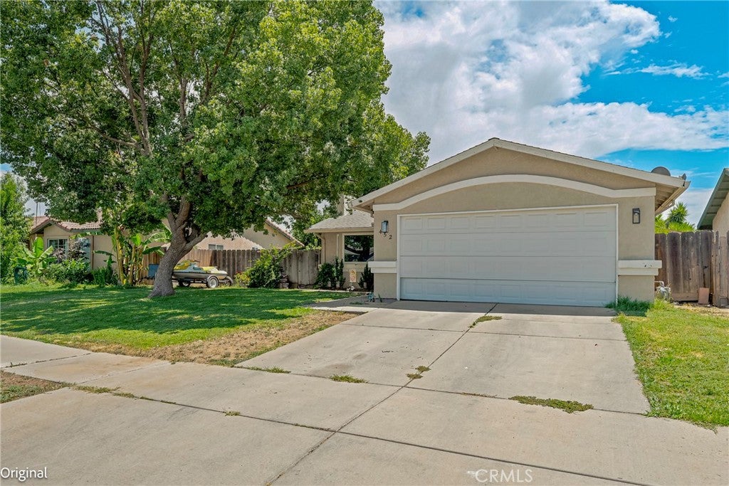 452 Las Brisas Court
