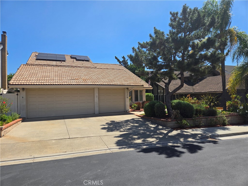 22246 Lantern Lane