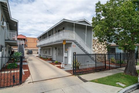 Photo of 6645 Hammond Avenue, Long Beach, CA 90805 (MLS # OC26101046)