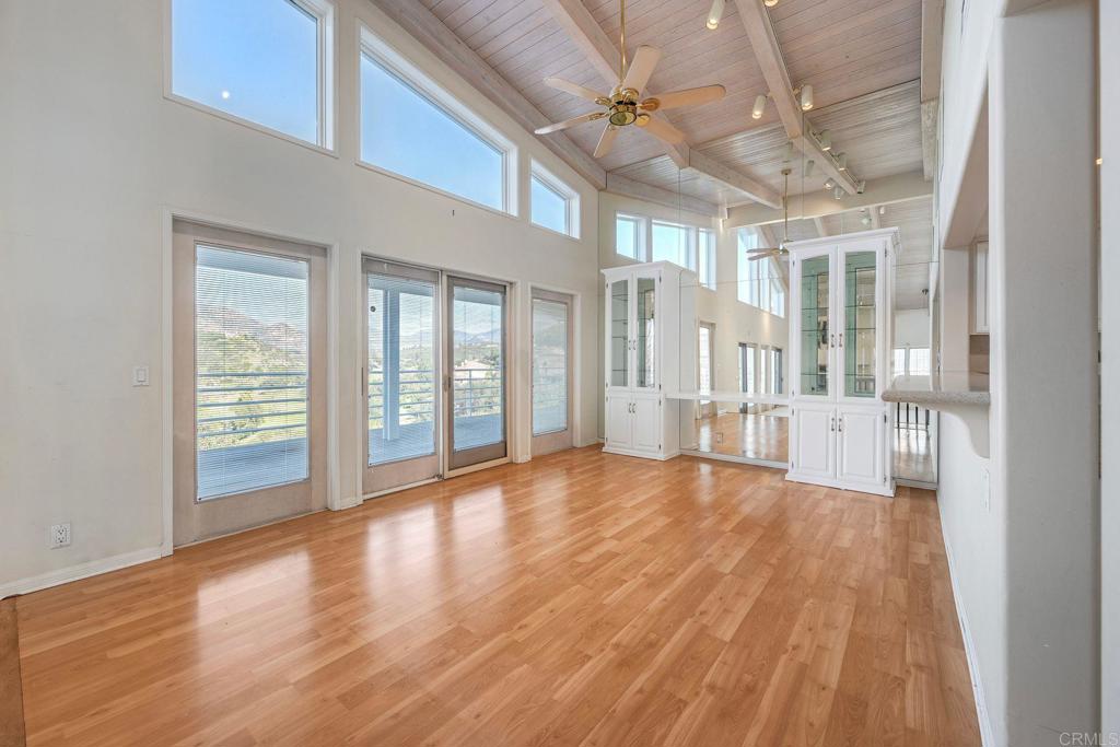 15663 Vista Vicente Drive