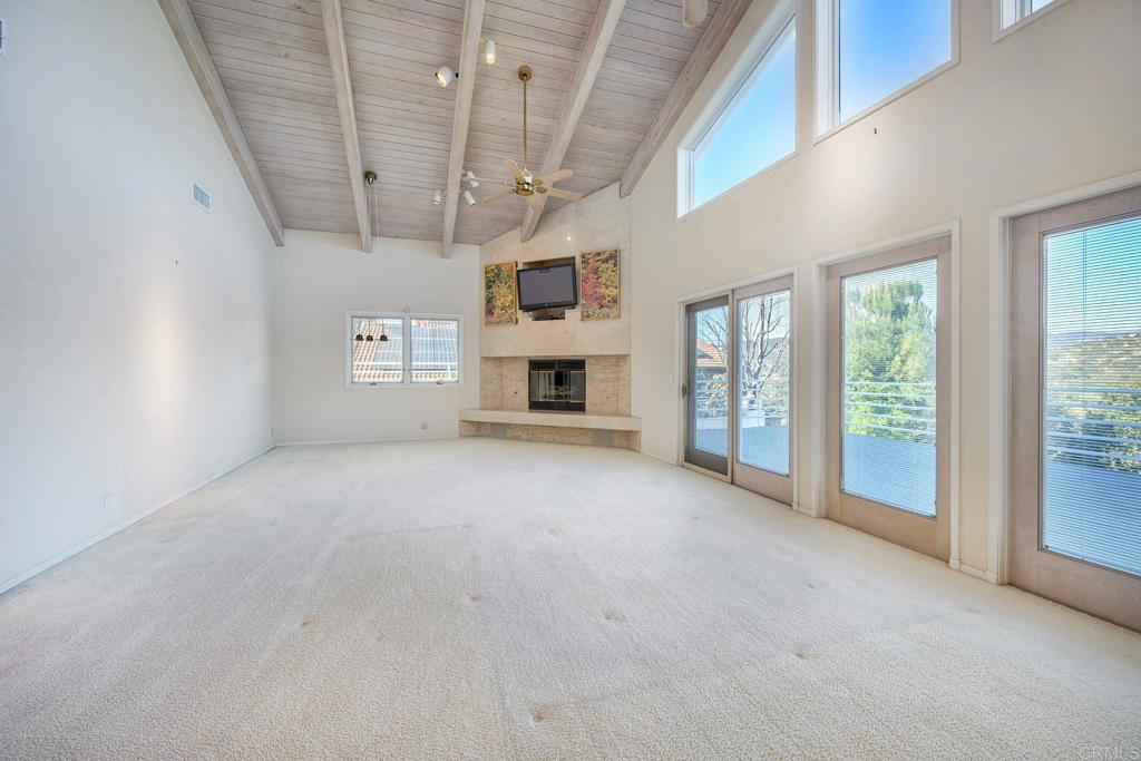 15663 Vista Vicente Drive