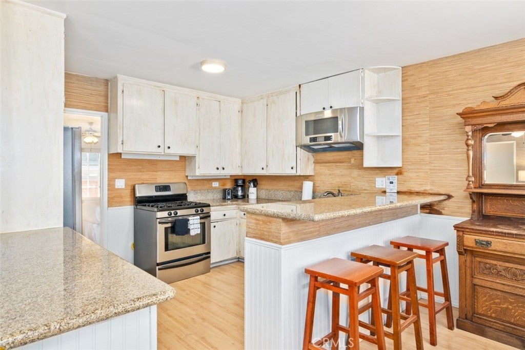1733 W Balboa Boulevard, Newport Beach CA 92663 - Photo 6