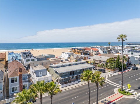 Photo of 1733 W Balboa Boulevard, Newport Beach, CA 92663 (MLS # NP26196683)