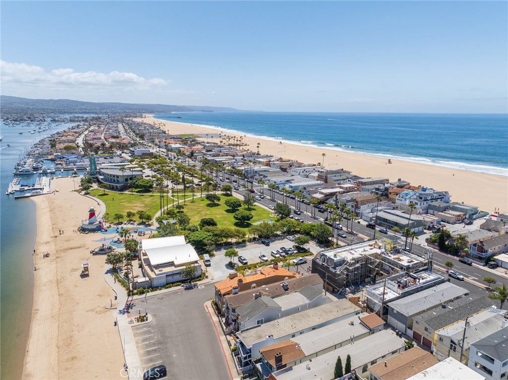 1733 W Balboa Boulevard, Newport Beach CA 92663 - Photo 16