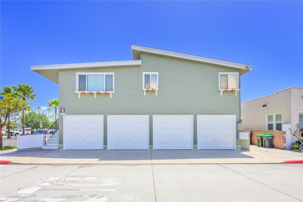 1733 W Balboa Boulevard, Newport Beach CA 92663 - Photo 36