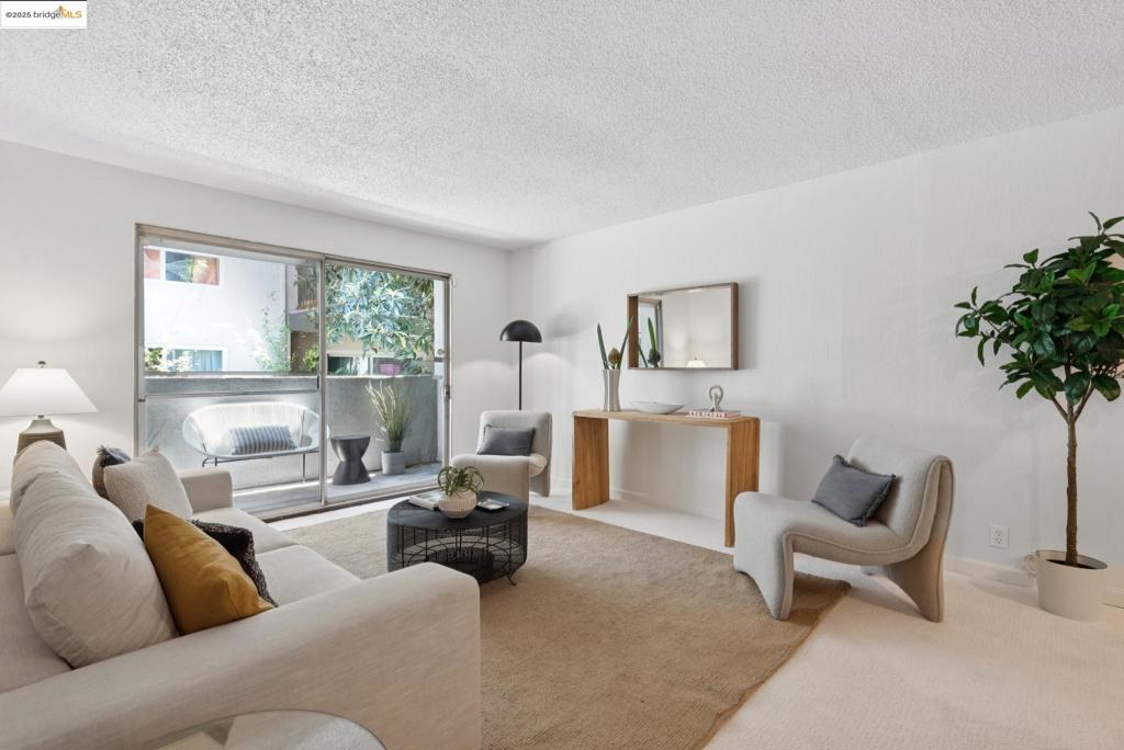 150 Pearl St 212