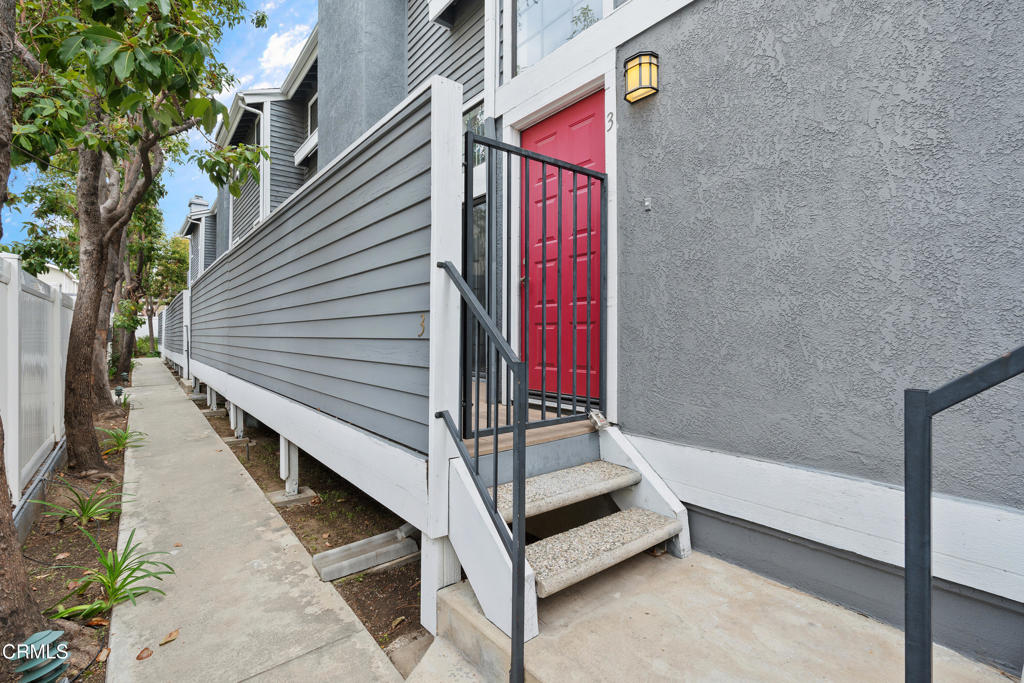 293 Ohio Street 3