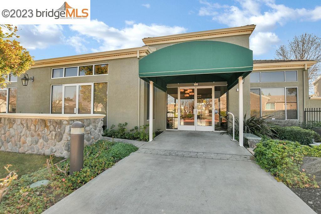 SUMMERSET 1 - Residential