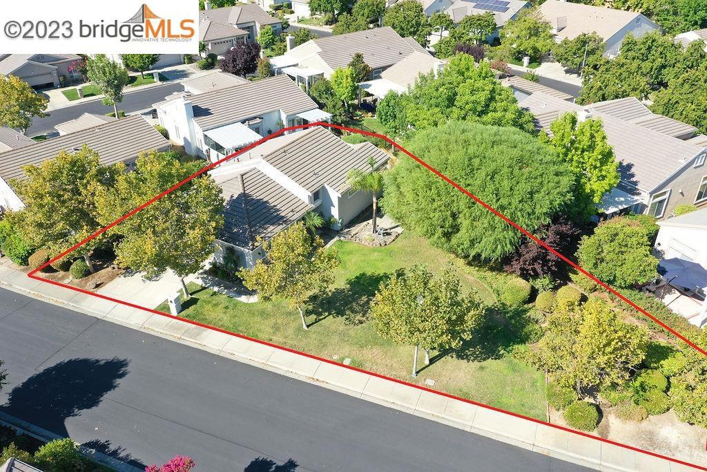 SUMMERSET 1 - Residential