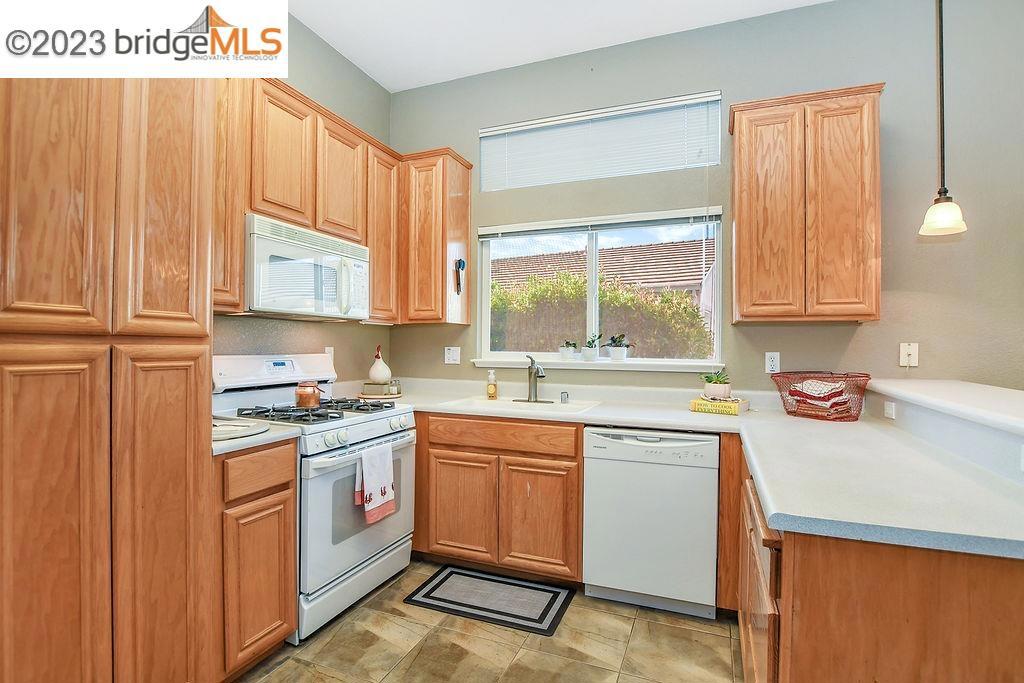 SUMMERSET 1 - Residential