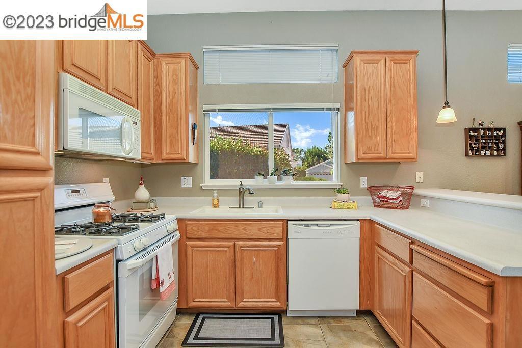 SUMMERSET 1 - Residential