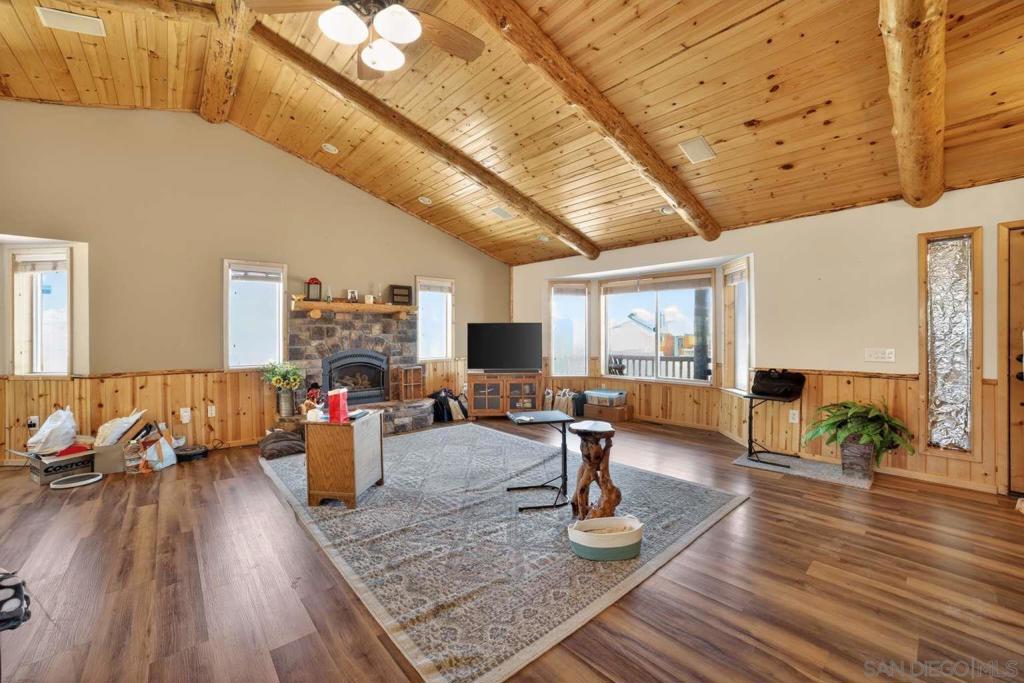 1636 Malabar WY
