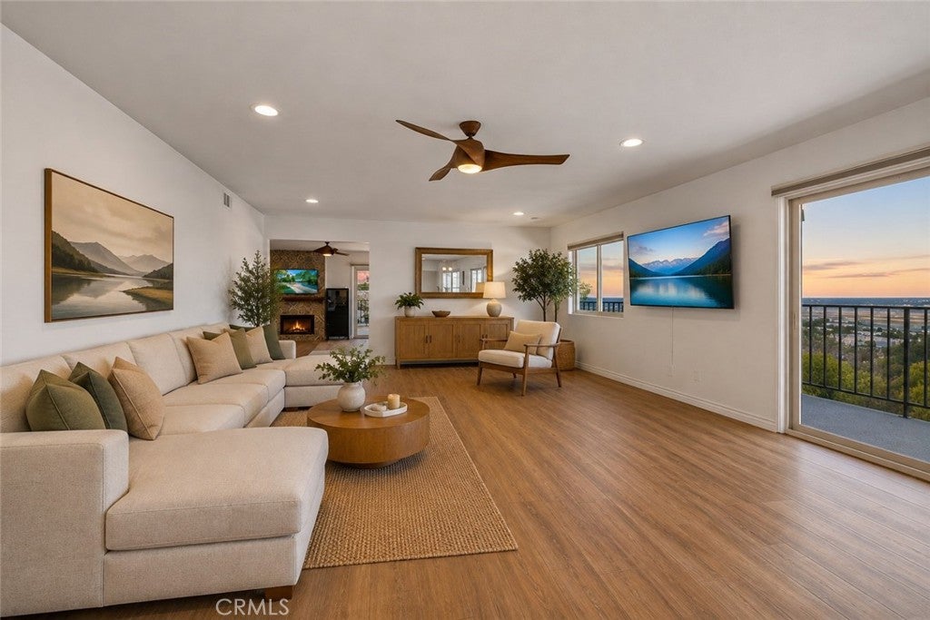 2700 E Panorama Drive