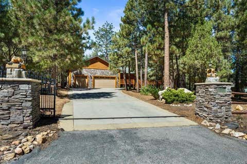 Photo of 613 Cedar Glen Drive, Big Bear, CA 92314 (MLS # 219151718DA)