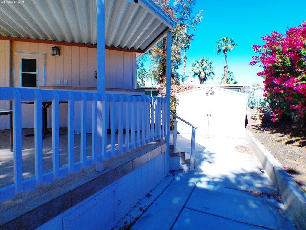 84136 Avenue 44, 61 #61